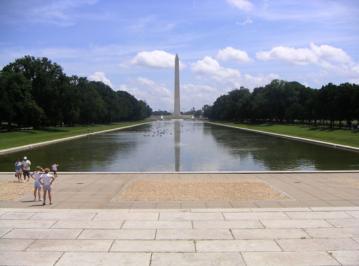 The Washington Monument and Reflecting Pool were photograohed by Dtcdthingy on April 4, 2005.