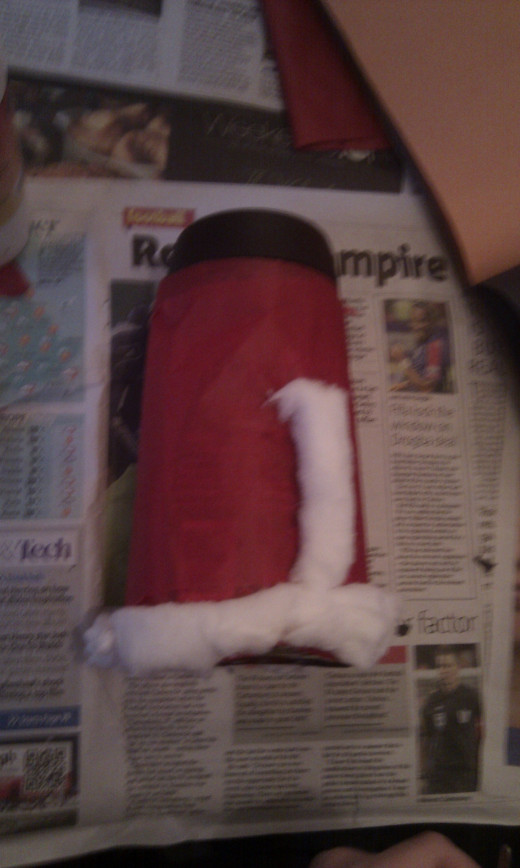 Make the coat of the Father Christmas