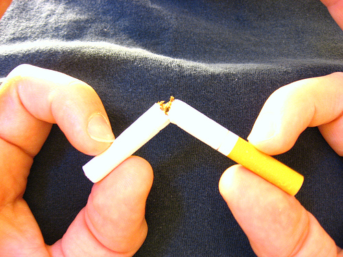 Give up smoking if you have kidney disease