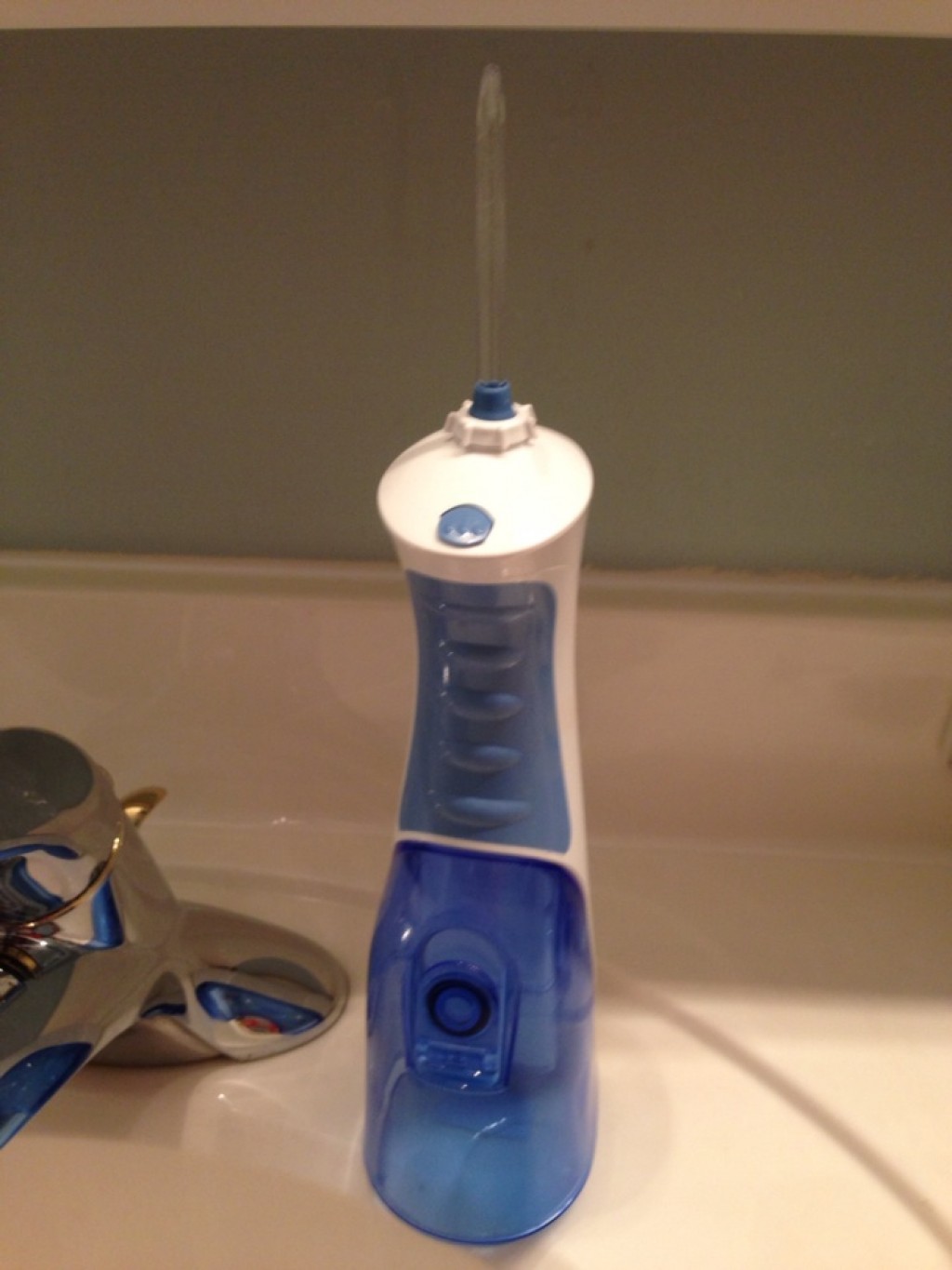 Review The WaterPik Waterflosser Cordless Plus for Oral Hygiene hubpages