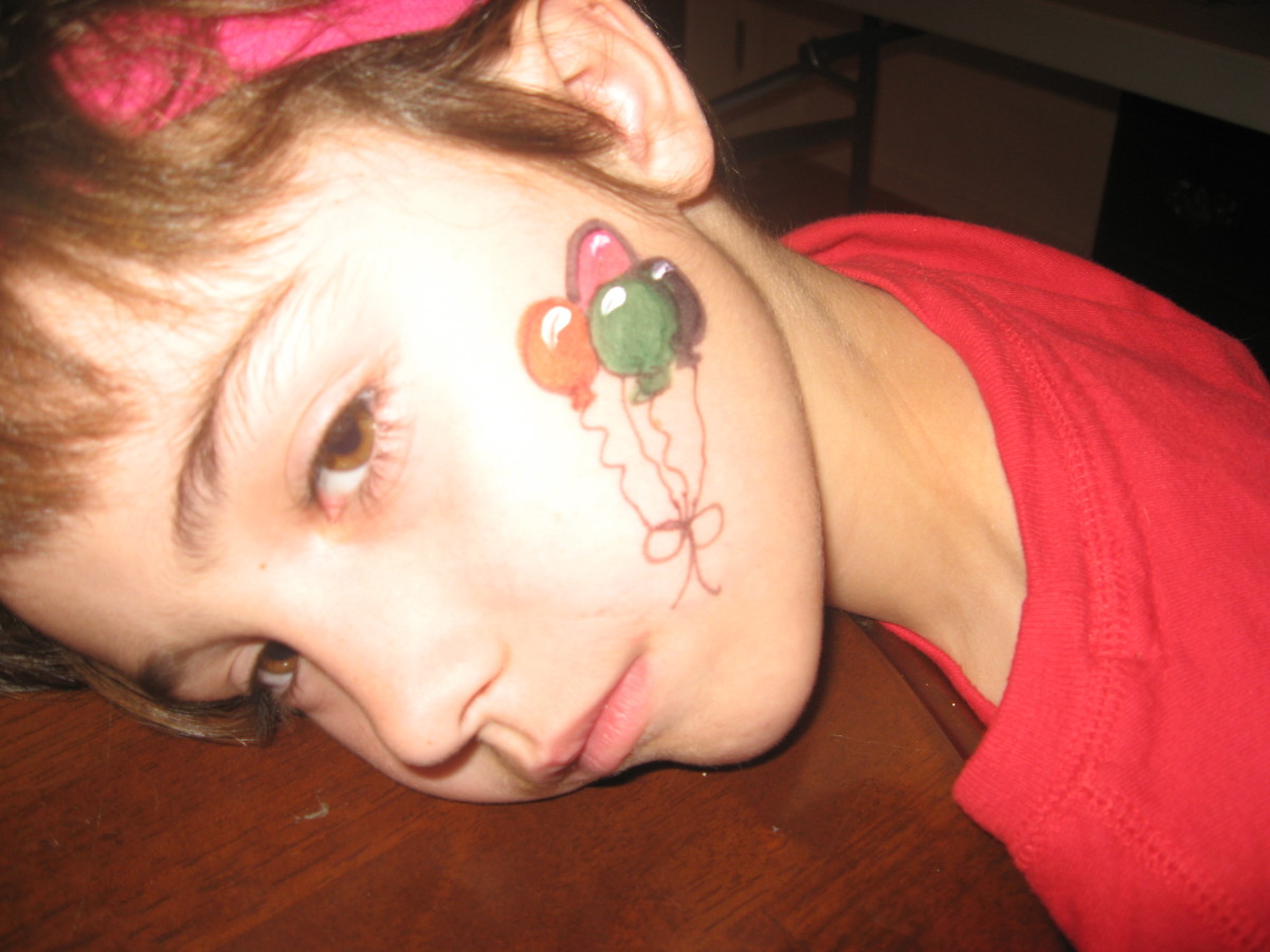Easy Face Painting: thumbprint balloons