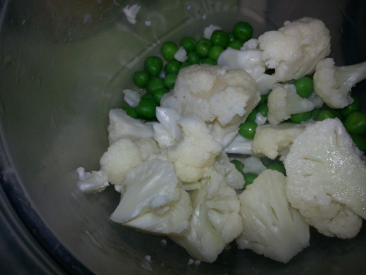 Image3: Cauliflower and Peas