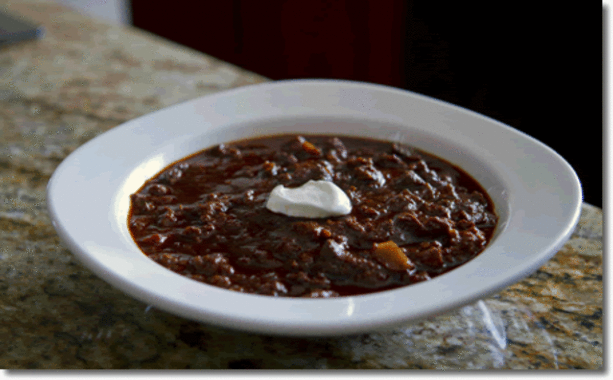 Here is a recipe for a delicious venison chili. 