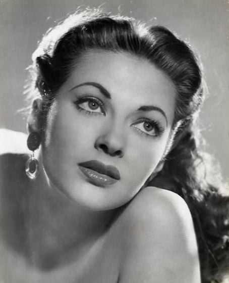 Yvonne De Carlo