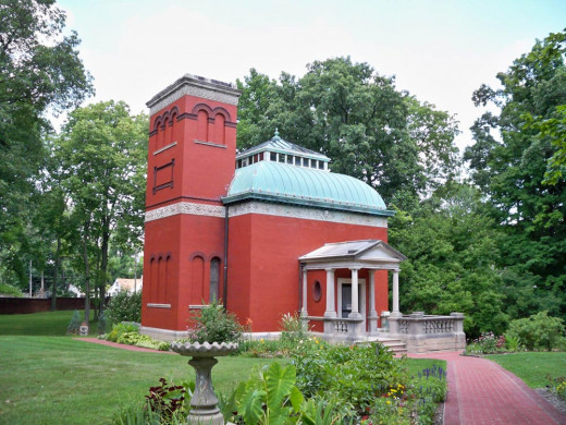 The Ben-Hur Museum is located in the study of General Lew Walace