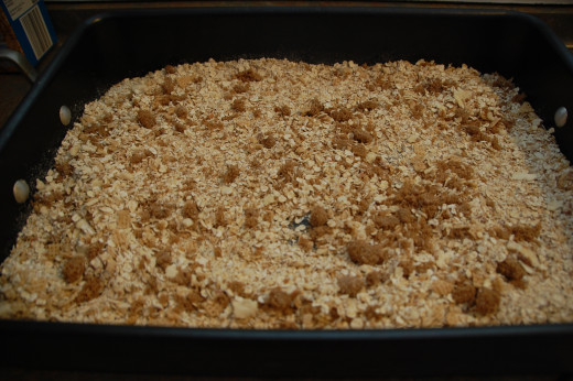 mix the dry ingredients in the pan