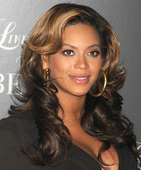 Beyonce with long wavy tresses.