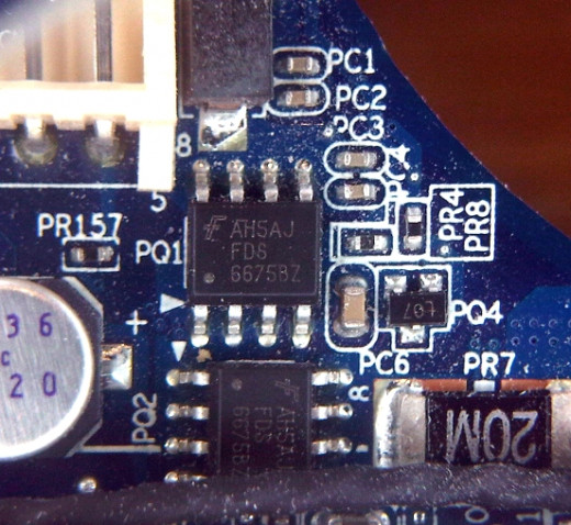 Close up of the PQ1 MOSFET on the G7000 Motherboard