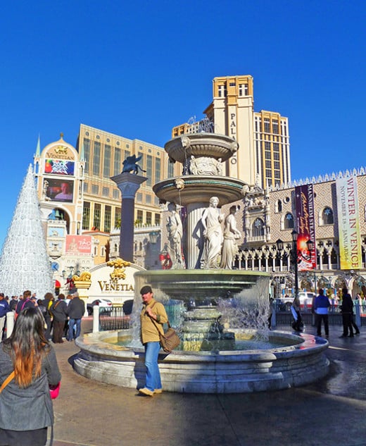 Plaza before The Venetian along Las Vegas Boulevard (the Strip)