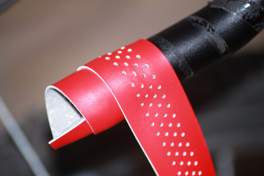 New handlebar tape looks amazing when fitted to a cyclocross bike. It also makes a great Christmas stocking filler.