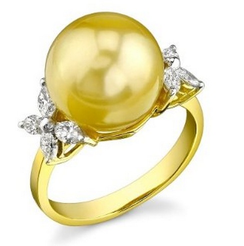 Large Golden South Sea Pearl Ring in 18k Gold