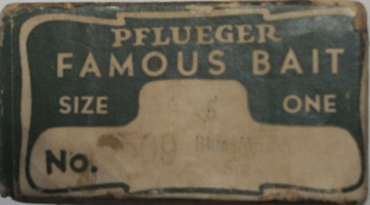 The business end of the Pflueger lure box identifies the lure for the box. The faint remainder of lettering on my box made it harder to figure out the lure it was made for.