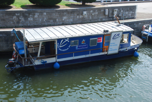 Excursion boat at the marina, Liège