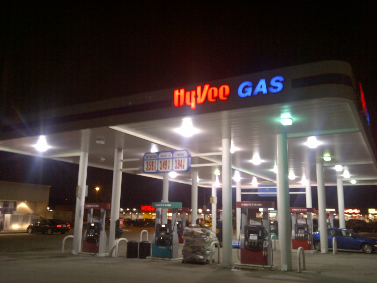 Hy-Vee Gas Station