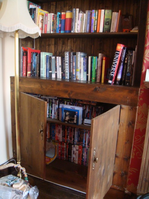 Tidy Away Your Clutter!