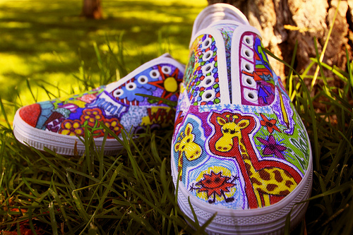 Shoe art with sharpies. CC BY-ND 2.0, via Flickr.