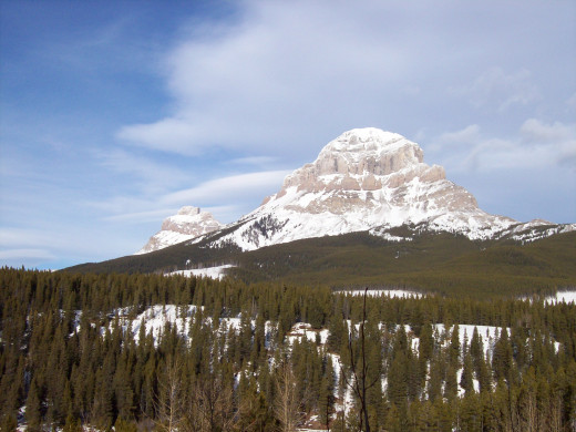 Crowsnest Mountain - Winter Beauty