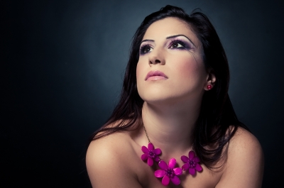 A very pretty woman. A very pretty woman.