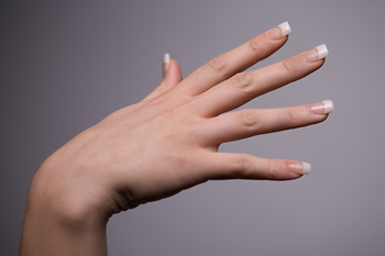 Do you want natural and healthy fingernails like this? It's possible with a little know-how!