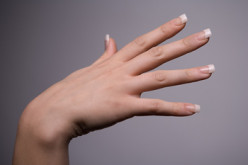 How to Maintain Natural Long Fingernails