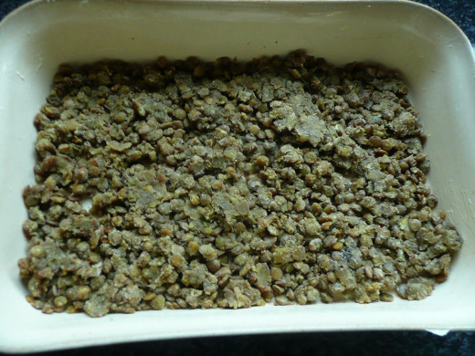 A layer of lentils