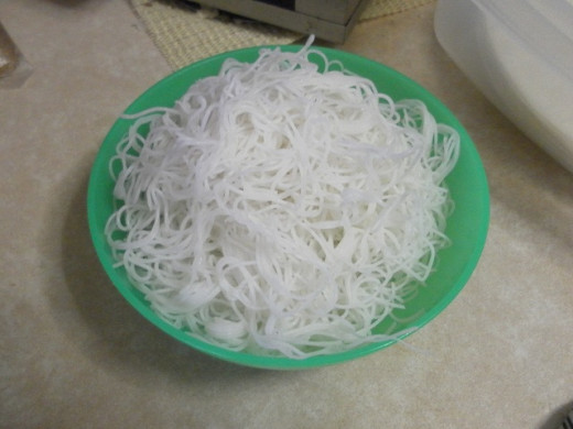 cooked rice vermicelli