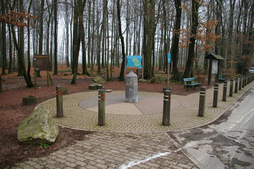 Three Country Point monument
