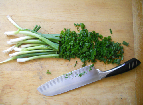 dice green onions