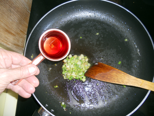 when sizzling, add vinegar