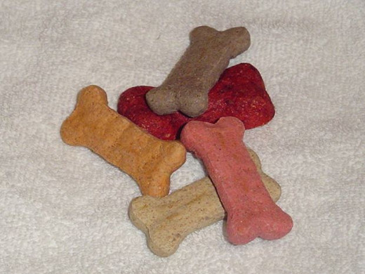 Five doggie biscuits? Why not? My doggerel earned every one of them