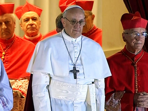 Pope Francis: World should set off on path of love