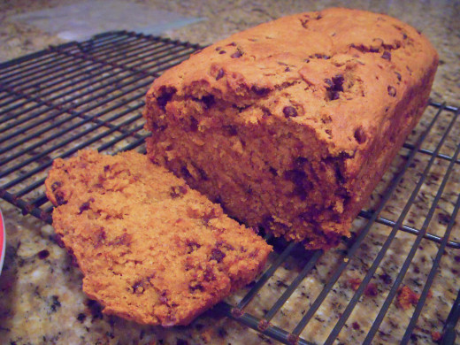 Pumpkin bread with chocolate chips