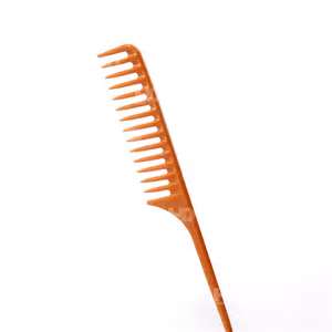 Comb with a pointed end