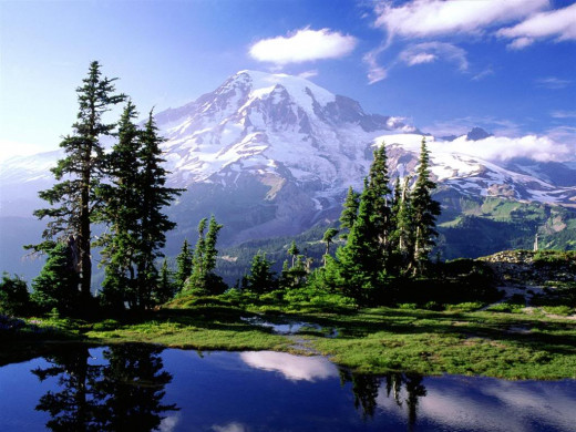 Mount Rainer, the centrepiece of Mt. Rainer National Park in Washington.
