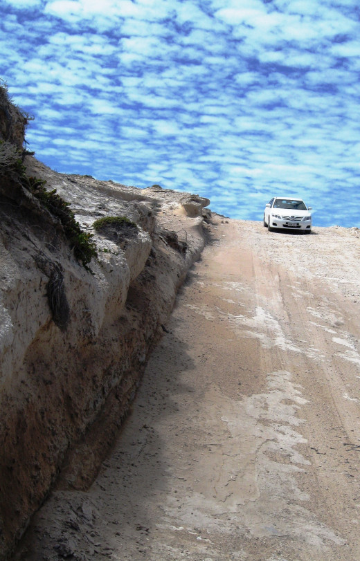 White gravel roads, Whaler's Way