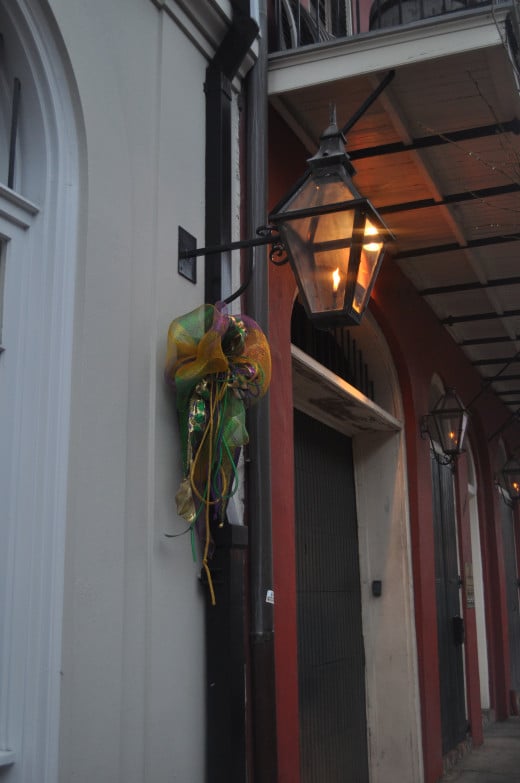 Haunted Hotel Provincial's gas lamps on a foggy morning