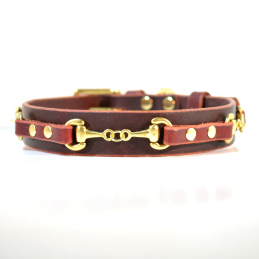 Handcrafted dog collars and other customized items are perfect gifts for dog lovers.
