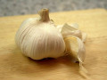 Harvest Garlic From Your Own Home Garden