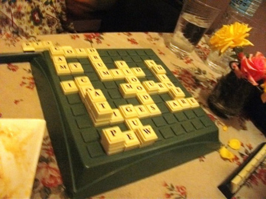 play some board games while waiting for your order to be served.