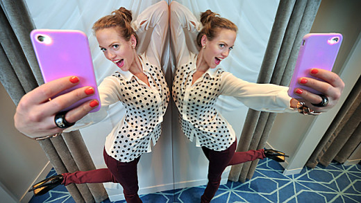 Facebook narcissism 