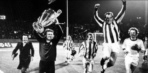 Bayern celebrate winning the European Champion Clubs' Cup in 1973/74 with a 4-0 replay success against Atlético Madrid.