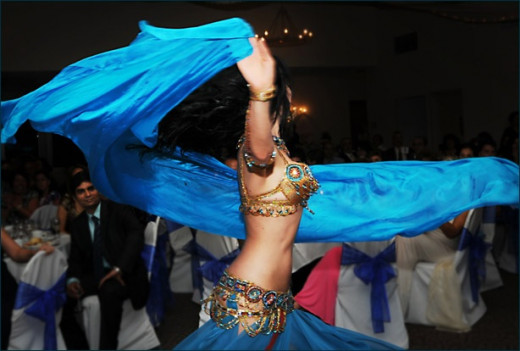 Wedding Belly Dancer