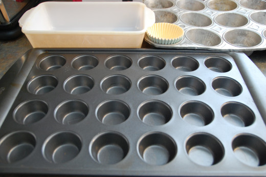 you can use a bread pan, regular muffin pan or a mini-muffin pan to make this recipe