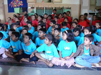 Akanksha provides non-formal education in an after school enrichment program.