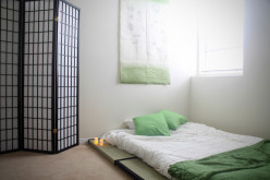 How to Decorate a Japan Themed Bedroom for a Teenager
