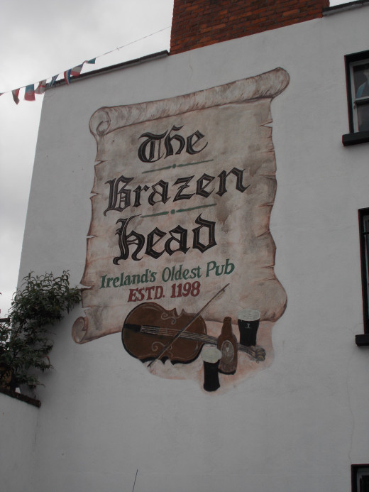 Brazen Head Pub, the oldest Pub in Ireland, open since 1198