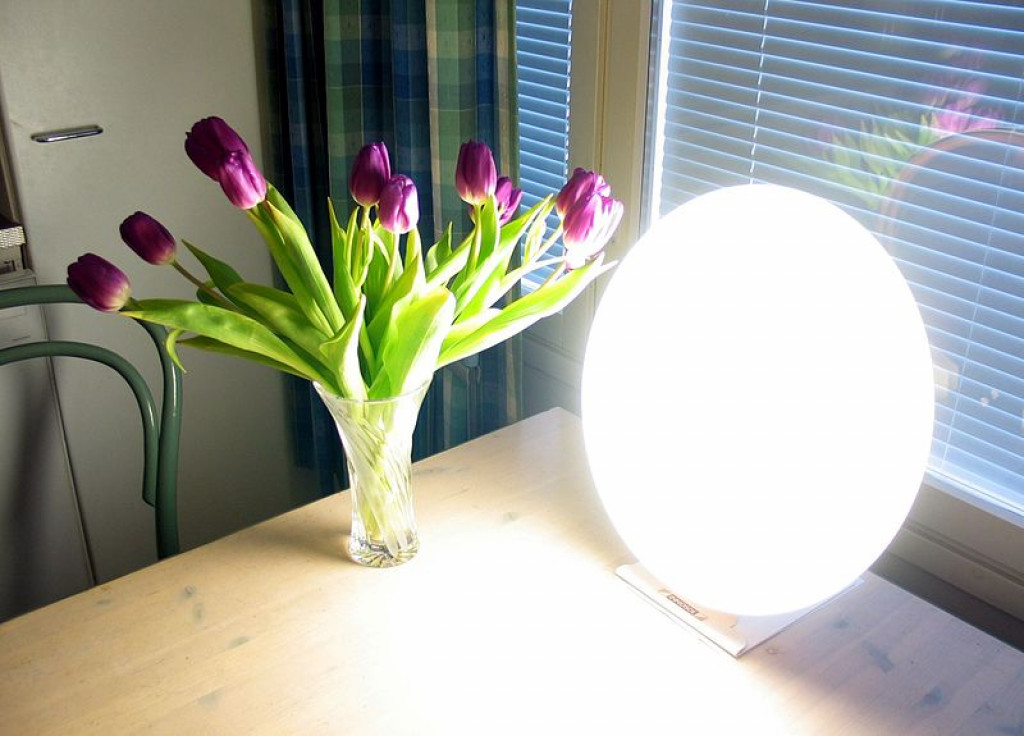 Bright Light Therapy for Seasonal Affective Disorder, Winter Depression, Cabin Fever HubPages