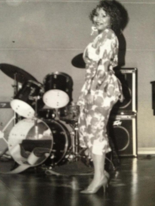 That's me modeling at a 'celebrity' fashion show at the State of Illinois building back in the early 90's.