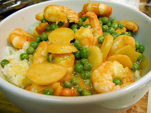 Fried Shrimp Curry with Peas.