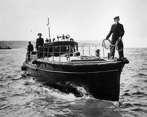 A vintage photo of WRENS - Women's Royal Navy Service during World War 2. 